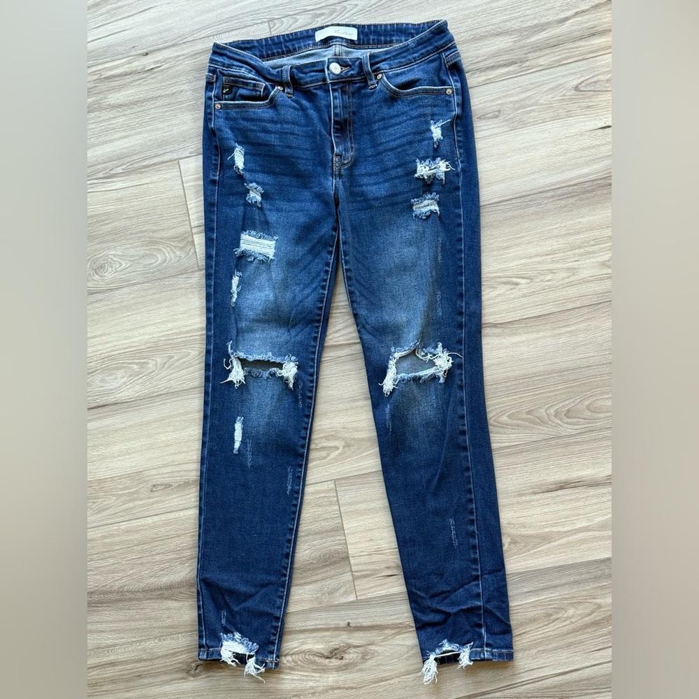 KanCan Dark Blue Distressed Skinny Jeans size 9/28